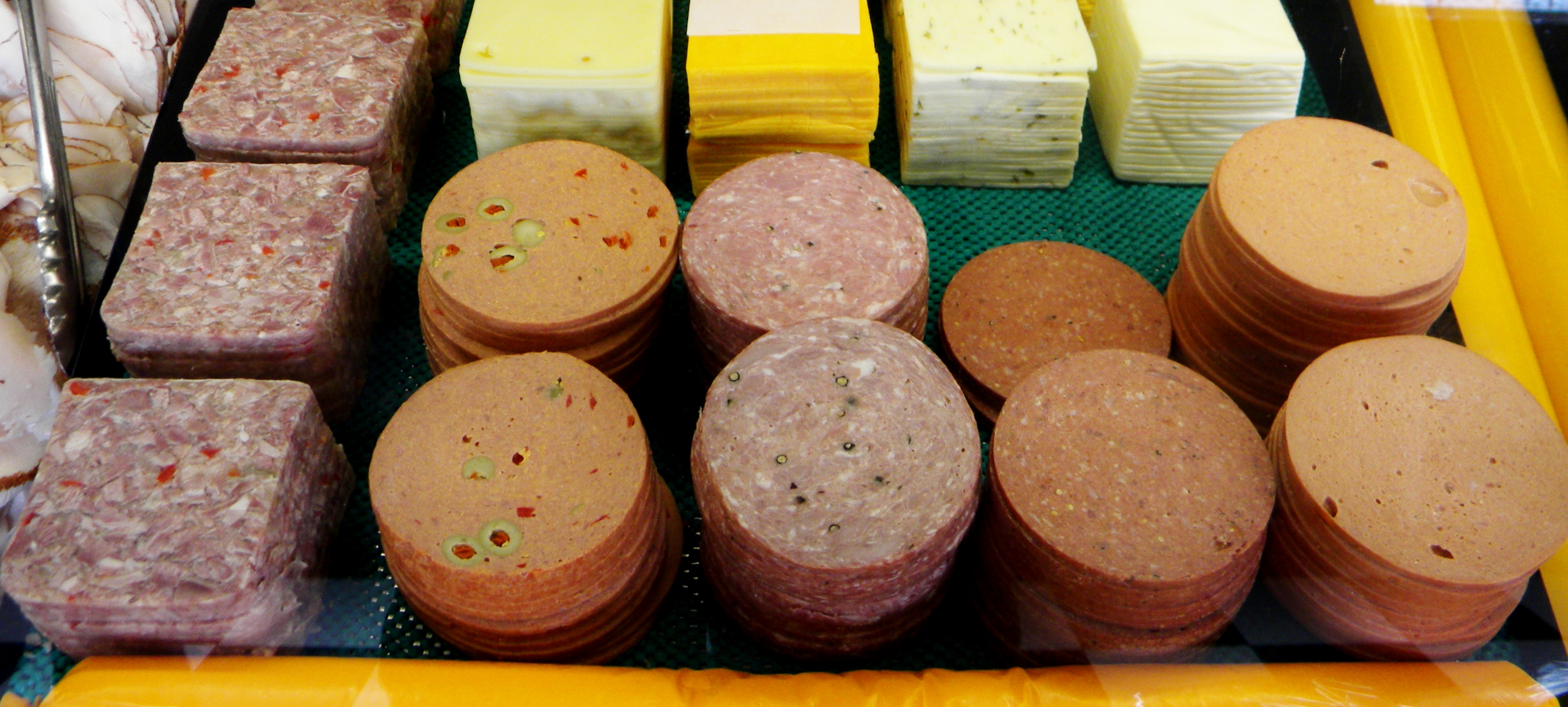 gartner-s-meats-lunch-meats-cheeses